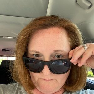 Meet your Posher, Amanda lanae